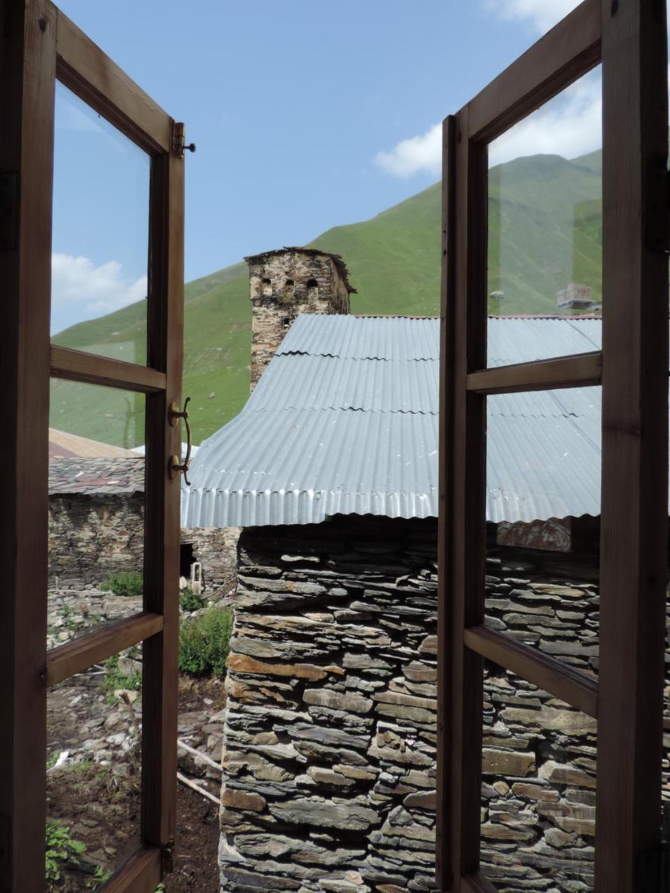 Erasti Guesthouse Ushguli Exterior foto